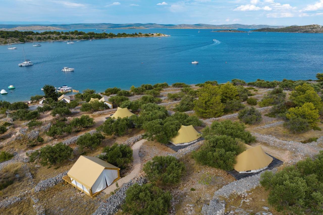 Glamping Resort Festa Kornati Pristanisce Ngoại thất bức ảnh