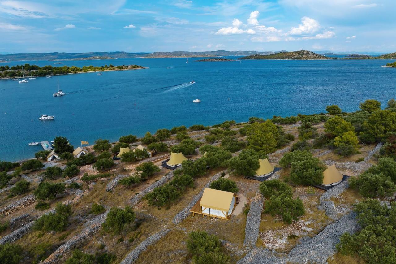 Glamping Resort Festa Kornati Pristanisce Ngoại thất bức ảnh